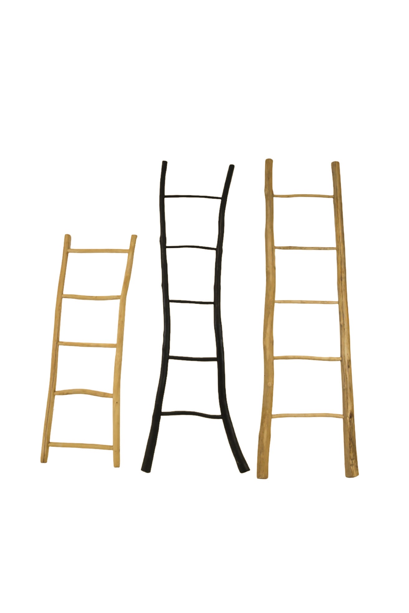 Escalera de madera negra