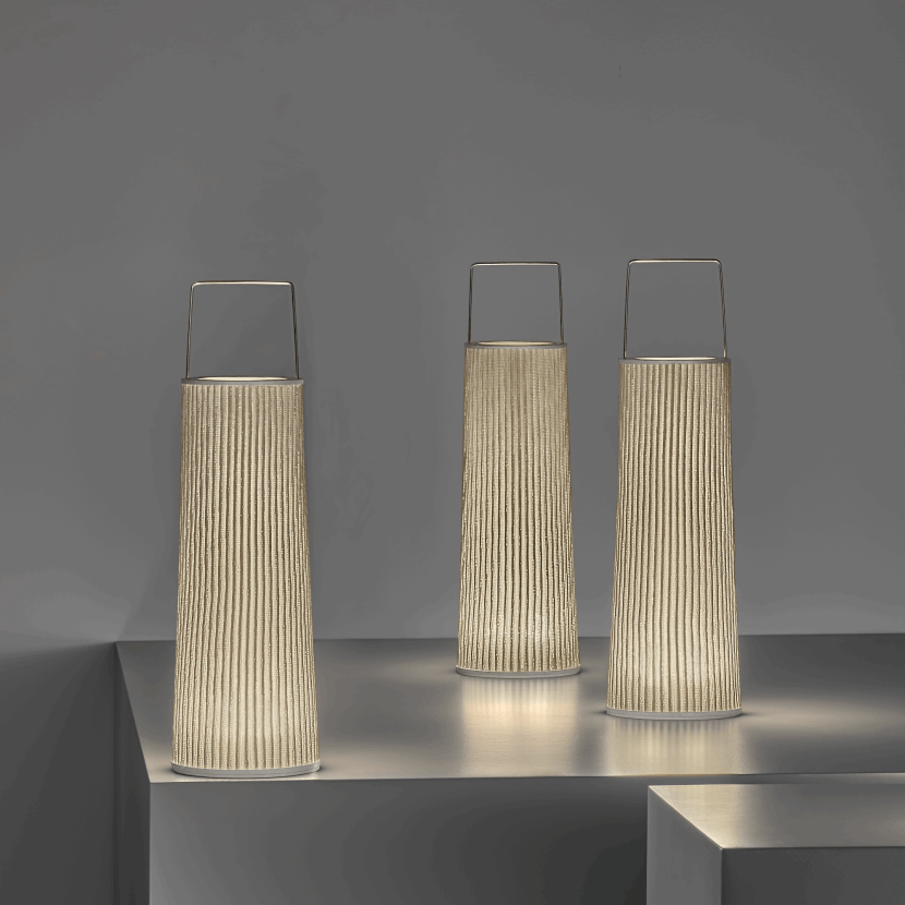A Hipatia Table Lamp