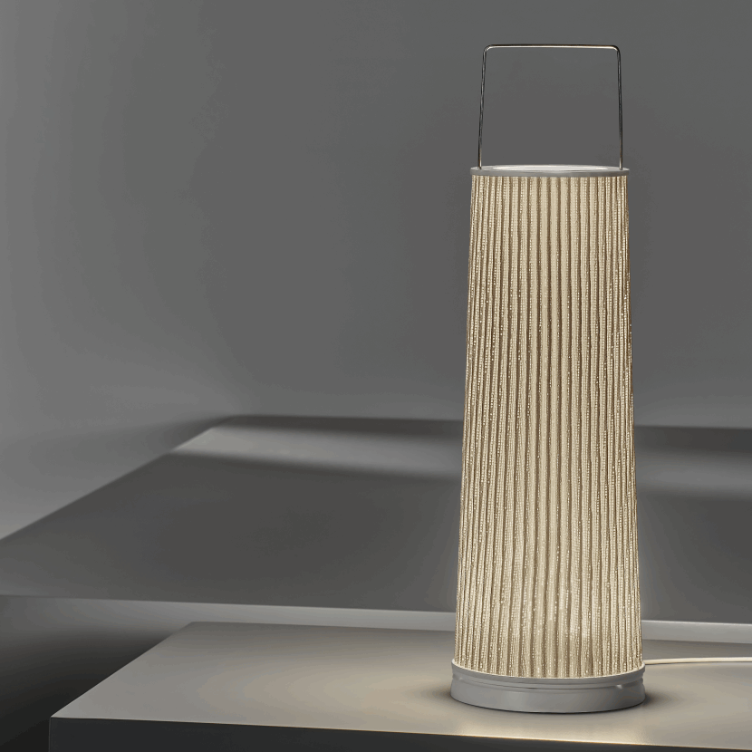A Hipatia Table Lamp