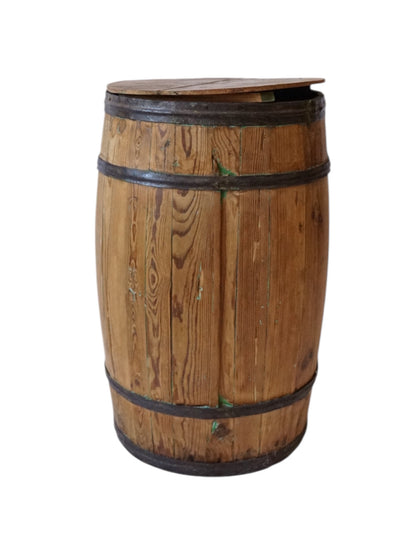 Wooden Barril - closed