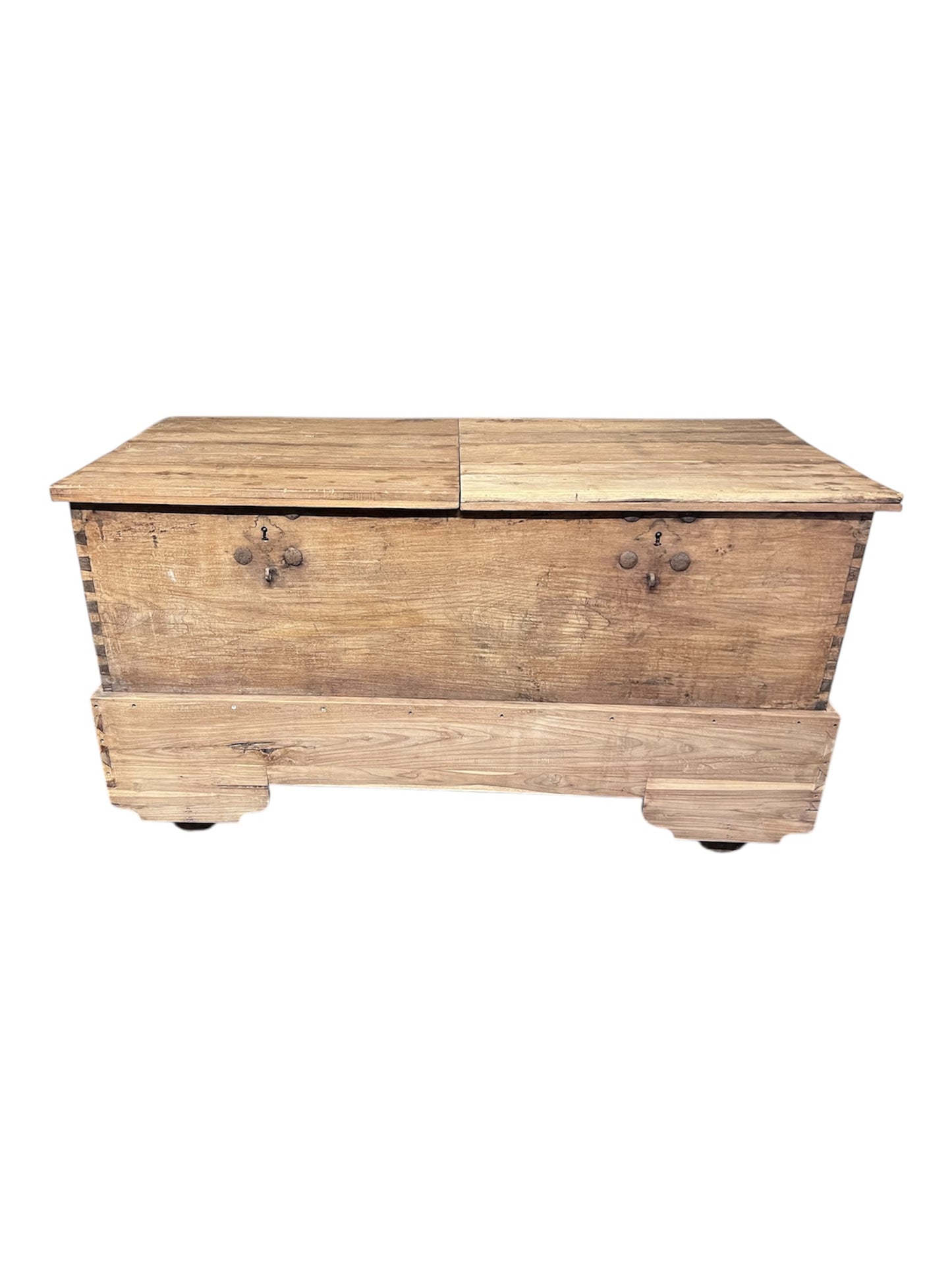 Bengang Wooden Trunk