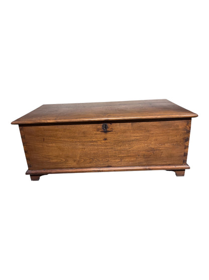 Wawatoe Wooden Trunk
